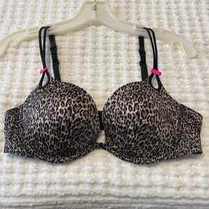 Victoria Secret underwire bra 36C leopard